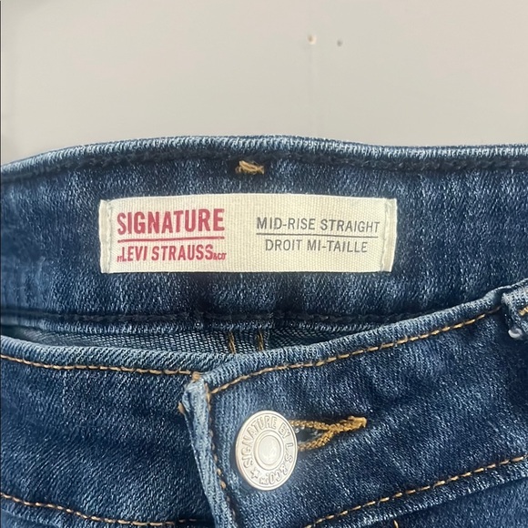 Signature by Levi Strauss Blue Denim Jeans - Picture 2 of 6